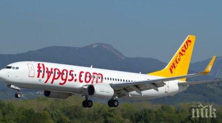 пътнически самолет кацна аварийно казахстан заради проблеми двигател