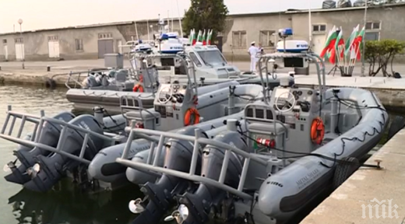 Американското правителство подари на българския флот четири бързоходни лодки