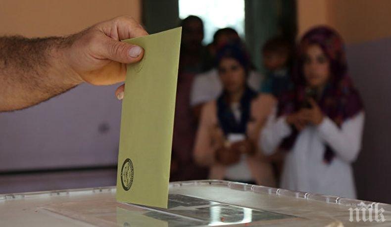 Лидер на турската опозиция обяви за възможни нарушения на изборите