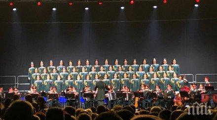 хиляди пловдивчани пяха ансамбъла руската армия