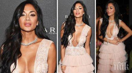 никол гришо шашна дълбоко деколте