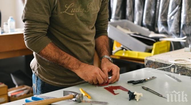 ЕВРОСТАТ: Повече от половината предприятия в България са малки и с персонал до 50 души