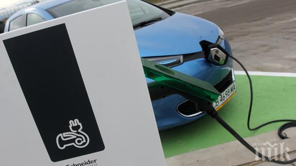 Във Варна обслужват синята зона с 18 електромобила