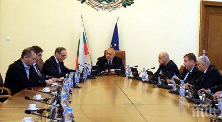 правителството одобри създаването железопътен товарен коридор алпийско западно балкански