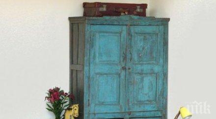 карък мъж продаде стар шкаф заедно спестяванията