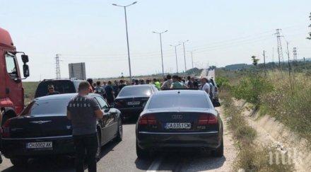 сигнал пик капитан андреево страшно жестока блокада затвори пътя турция минаване видео снимки