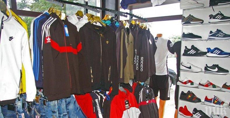 ХИТ! Търговци предлагат дрешки на… Кучи“ и Бармани“