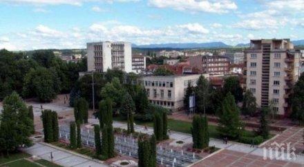 пример откриха нова детска площадка монтана