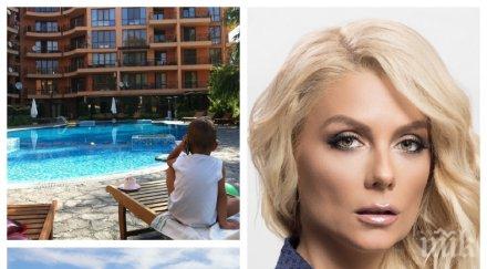 горещо венета кълчи кълки турската ривиера водещата показа мъж боядиса стените снимки