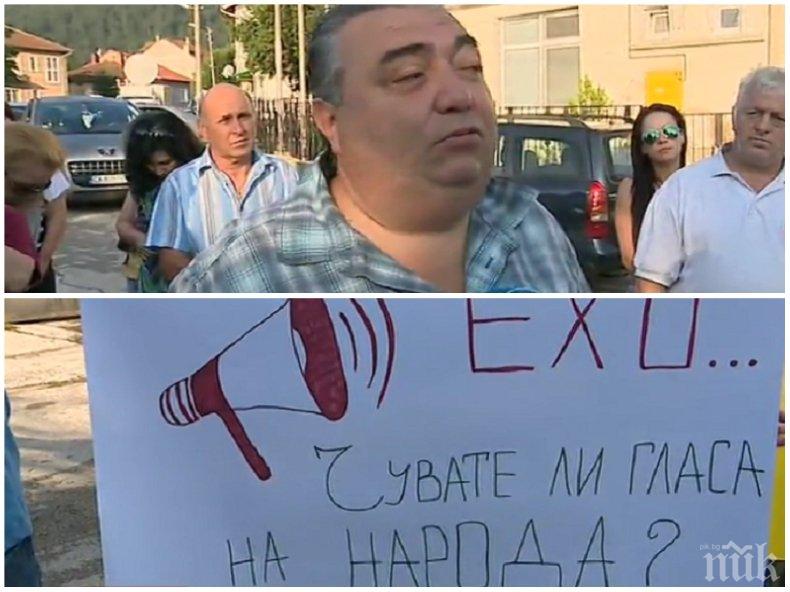 ДА ЖИВЕЕШ БЕЗ ТОК В 21 ВЕК: Жители на ботевградско село блокират път Е-79