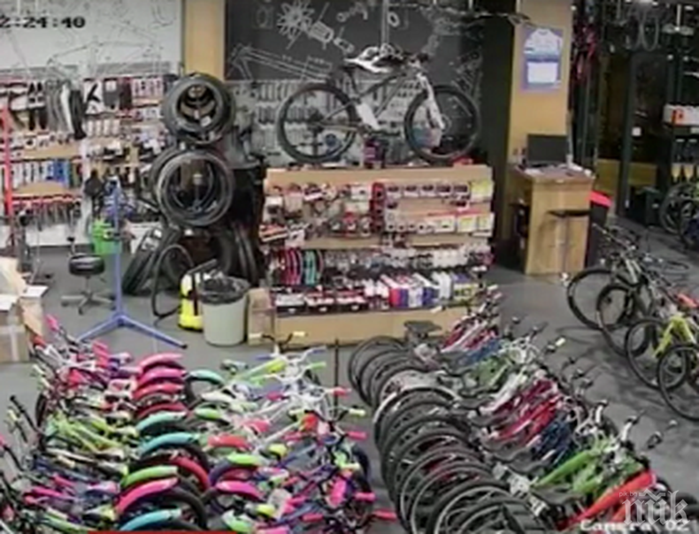 НАГЛОСТ! Апаши задигнаха колела за 19 бона, три път разбиват магазина