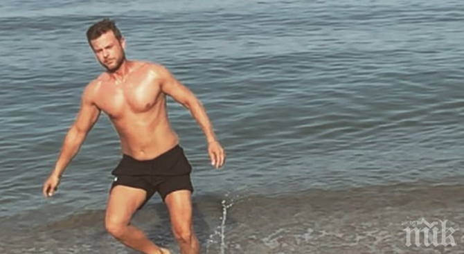 Ненчо дуе перки на морето