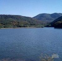 ТРЕВОЖНО: Дъждовете не напълниха язовир “Йовковци”