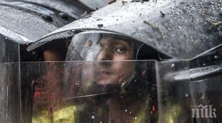 политически затворници превзеха затвор венецуела