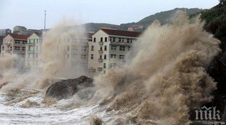 близо 580 000 души бяха евакуирани китай заради супертайфуна мария