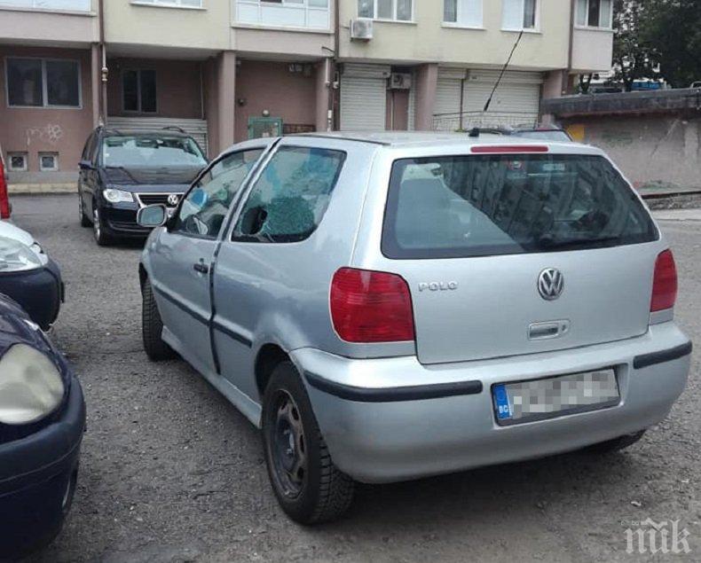 Внимание! Опасни крадци върлуват в бургаския жк „Лазур”, обират коли на поразия (СНИМКИ)