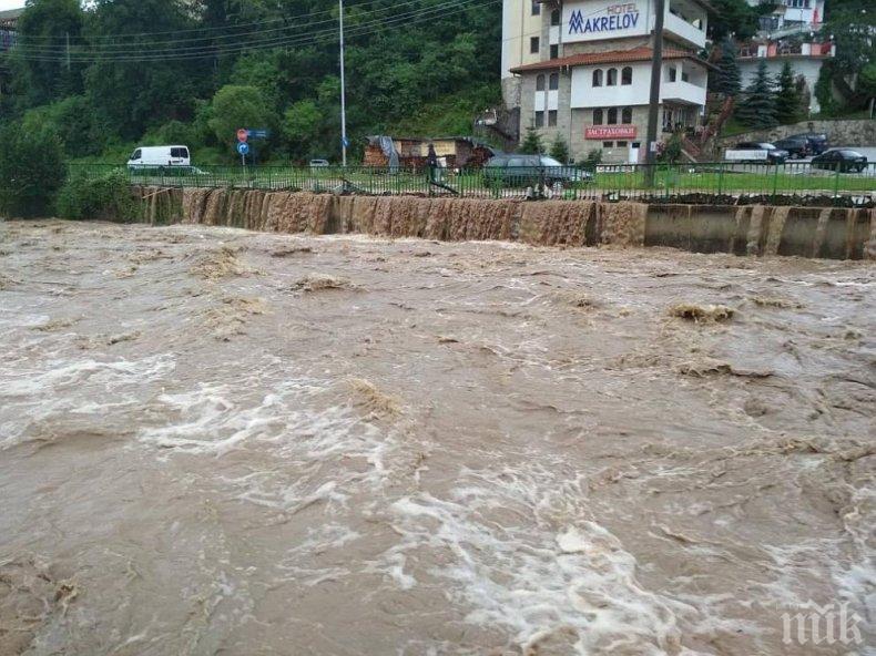 СЛЕД БЕДСТВЕТО: Щетите в Смолянско надхвърлят 4 млн. лева