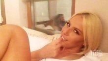 ГОРЕЩО 18+! Времето се затопли и Камелия лъсна гола (СНИМКА)
