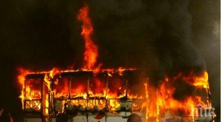 опожариха 845 автомобила време националния празник франция