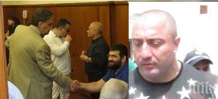 ексклузивно случило стрелбата you казал очите отидем видим искат