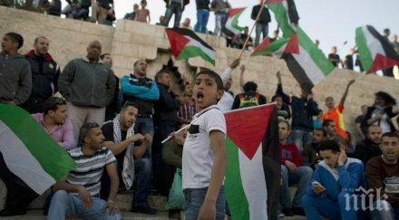 двама палестински тийнейджъри убити израелски въздушен удар