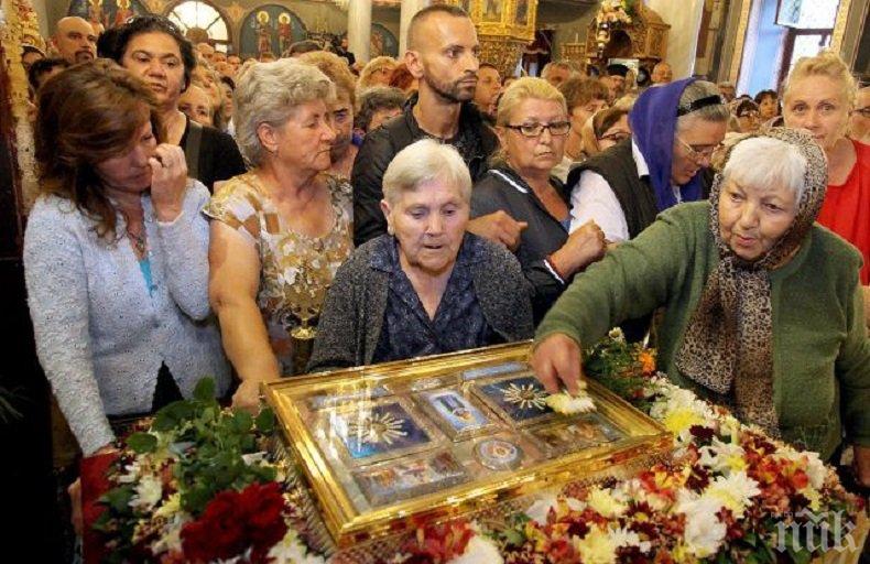 Румъния ни праща мощи на св. Андрей за празника на св. Марина