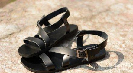 мода мъжките сандали завръщат триумфално