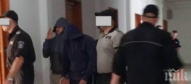 Постоянен арест за обирджиите на чужди туристи в Слънчев бряг