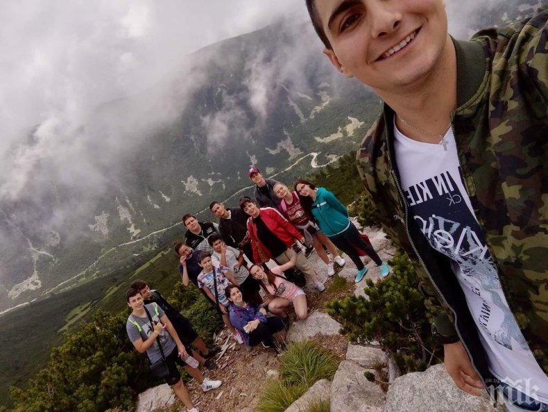 Ученици от Етрополе благодариха на областния управител на Софийска област Илиан Тодоров за осигурената почивка