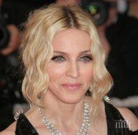 ХОЛИВУДСКА МОДА! Обвиниха и Мадона в секстормоз
