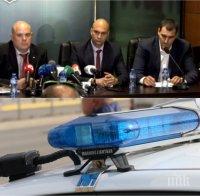 ПЪРВО В ПИК TV! Страшен скандал - полицията в Габрово прикрива арестуван колега за афера с крадени коли (ОБНОВЕНА)