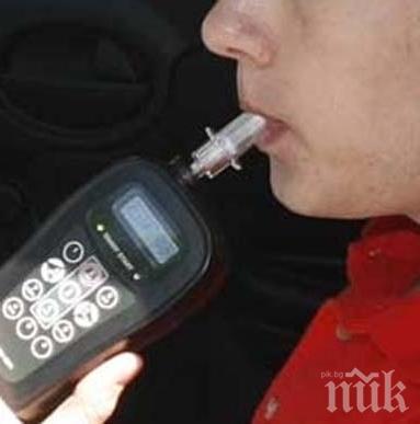 Хванаха главния инспектор на ИАРА в Поморие да кара пийнал