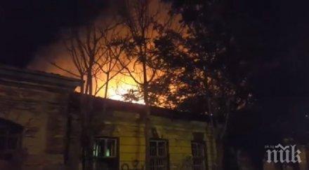 пресмятат щетите изгорелите царски конюшни