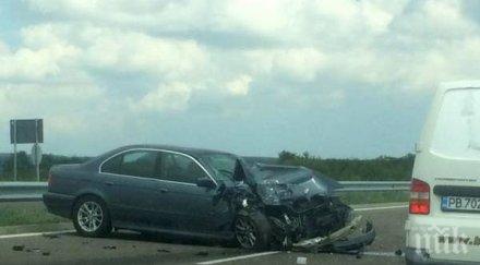 жестока катастрофа входа бургас бмв размаза комби пострада жена снимки