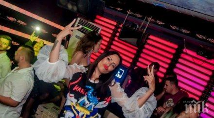 фолк фурията ева марта пак сцена месеца раждането бебе