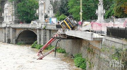 бетон помпа надвисна янтра габрово снимка