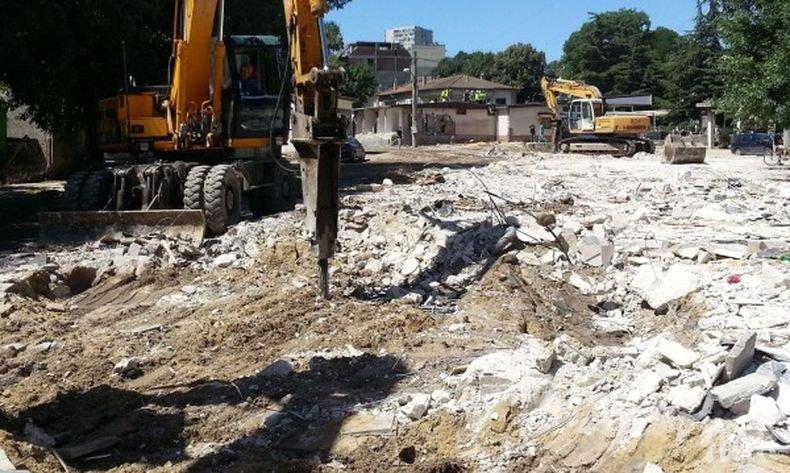 Въпреки ремонтите, няма да затварят бул. Васил Левски в София