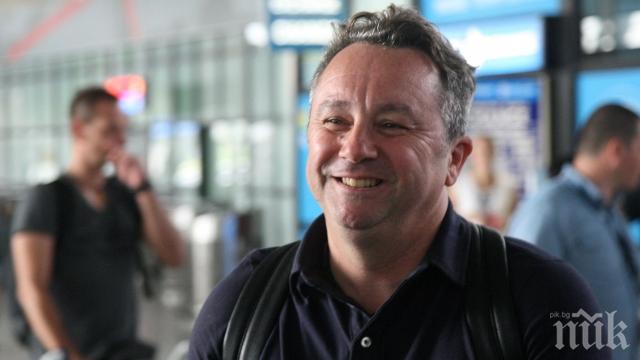 СПЕШНО! Треньорът на Левски иска нови защитници