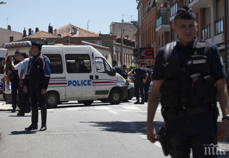 Медицинска сестра е държана за заложник от затворник във Франция