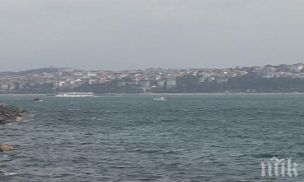 Затвориха Босфора след авария на гръцки кораб-цистерна