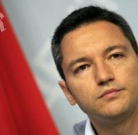 Евродепутати скочиха срещу реабилитацията на агенти на ДС