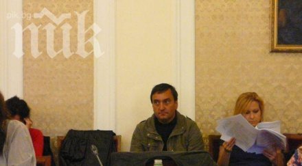 теодор ангелов отново бойния фронт парламента