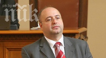четин казак правителството надява подкрепата атака