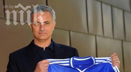 официално моуриньо челси четири години