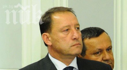 министър ангел найденов непреклонен връщане наборната военна служба