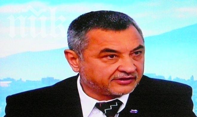 Валери Симеонов: За „Атака“ гласуват цигани, примитивни хора и сидеровисти