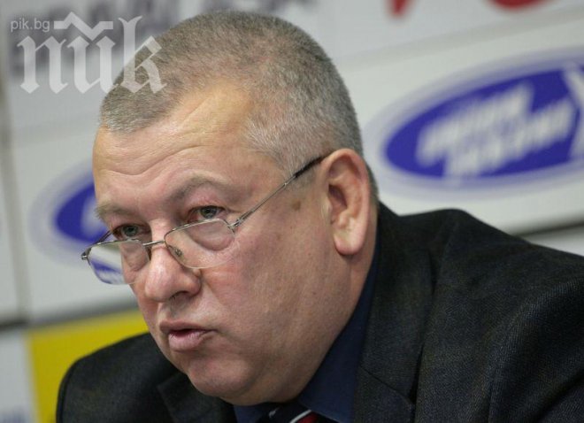 Тихомир Стойчев пред ПИК: Йовчев е коректен към благодетелите си