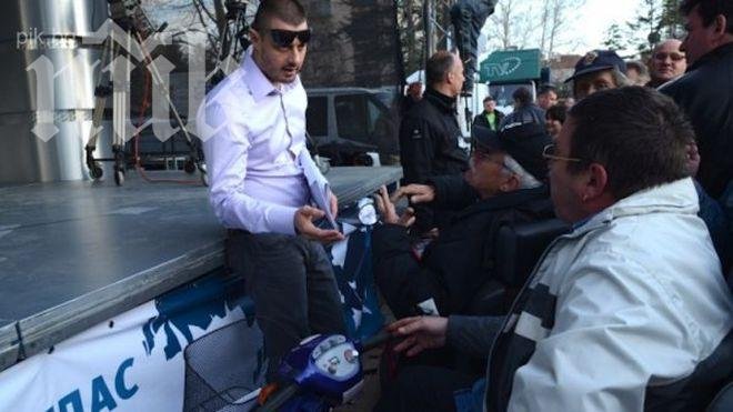 Бойковисти захапаха Бареков в Русе