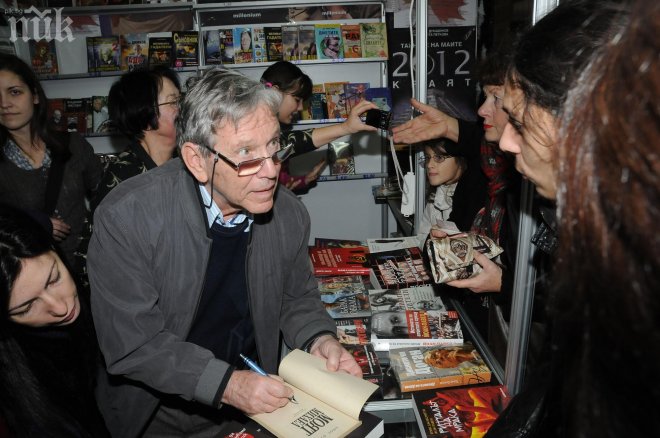 Амос Оз получава престижния приз „Франц Кафка”