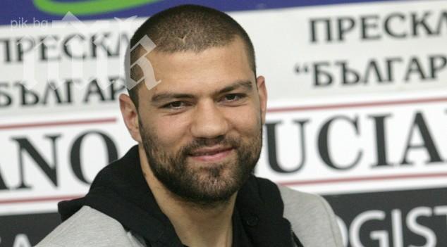 Тервел Пулев отпадна на европейското по бокс